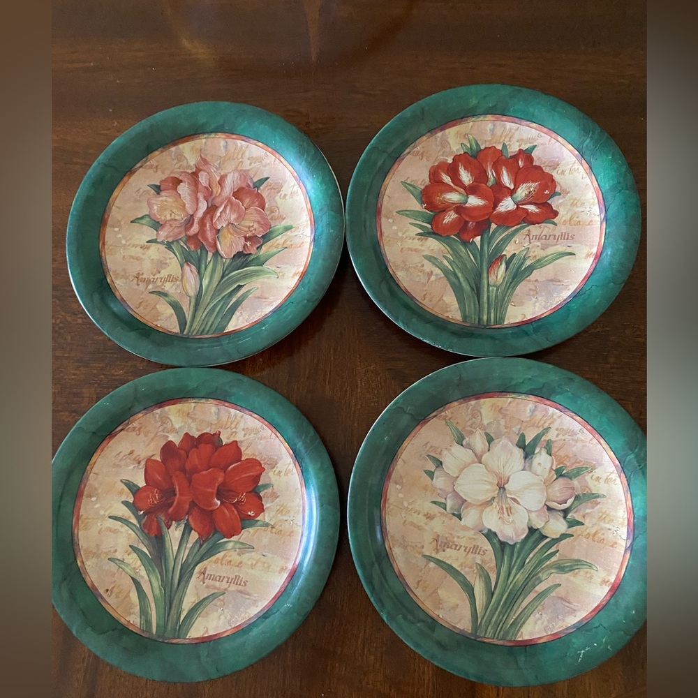 Set of 4 Vintage Certified International Judy Hand Amaryllis Dinner Plates